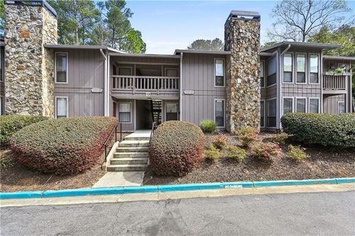 4018 Woodridge Way, Tucker, GA, 30084-2148 | Card Image