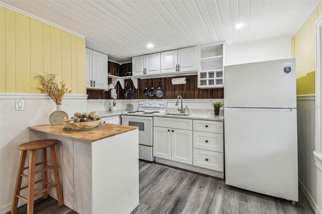 Back unit, Duplex for sale Madeira Beach | Image 47