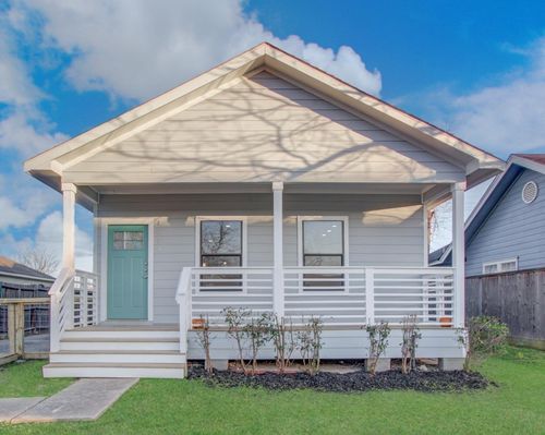 1853 Lombardy St, Houston, TX, 77023-4562 | Card Image