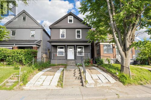 118 Birmingham St, Hamilton, ON, L8L6W5 | Card Image
