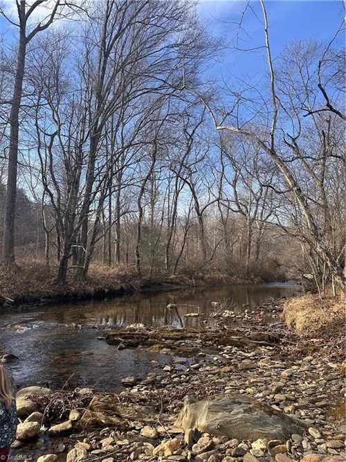 8000 Longbottom Rd, Hays, NC, 28635-9324 | Card Image