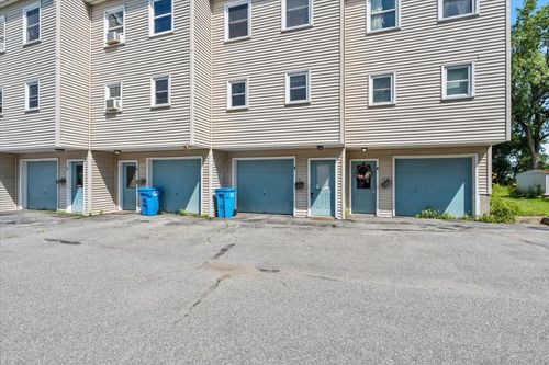 6-232 Manhattan Dr, Burlington, VT, 05401-5167 | Card Image