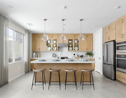 18156 Aerie Way, Santa Clarita, CA, 91350-3296 | Card Image