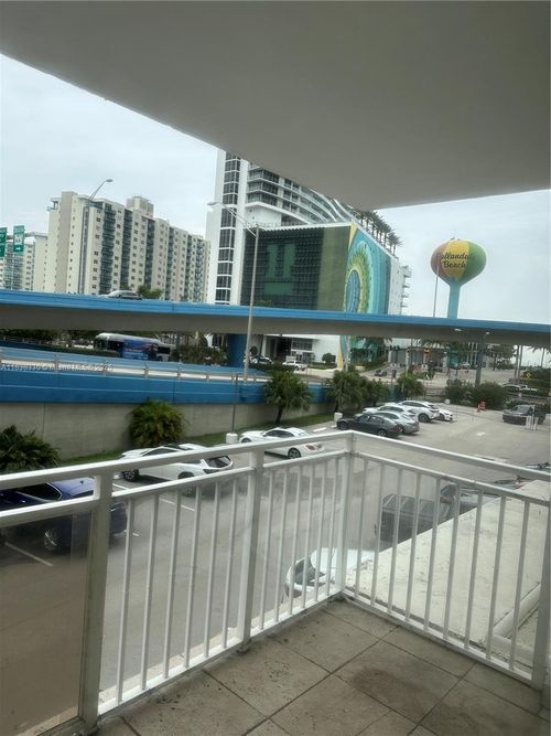apt-234-1801 S Ocean Dr, Hallandale Beach, FL, 33009-4946 | Card Image