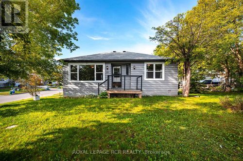 90 John St, Orangeville, ON, L9W2P9 | Card Image