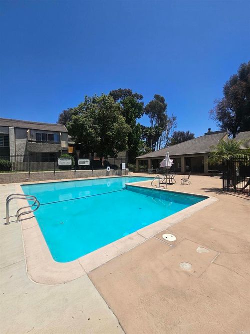 44-1350 N Escondido Blvd, Escondido, CA, 92026-2521 | Card Image
