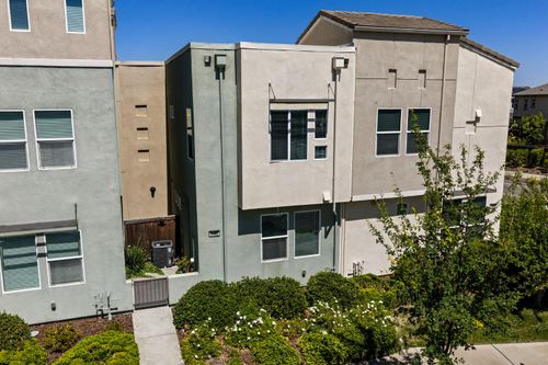 4102 Beechcraft Way, Sacramento, CA, 95834-4000 | Card Image