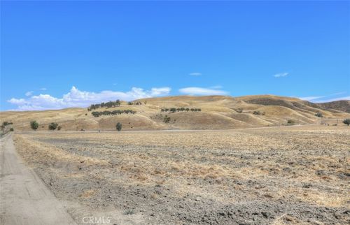 36 San Juan Rd, Shandon, CA, 93461 | Card Image