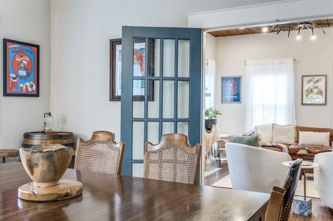 705 S Glasgow Dr, House other with 3 bedrooms, 2 bathrooms and null parking in Dallas TX | Image 5