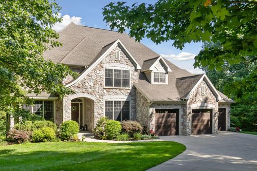 6621 Hidden Lake Cir, Richland, MI, 49083-8703 | Card Image