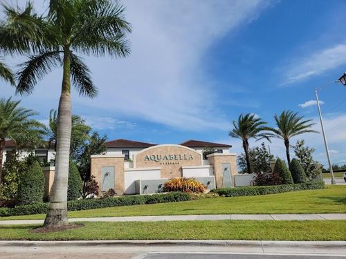10606 W 33rd Ct, Hialeah, FL, 33018-2116 | Card Image