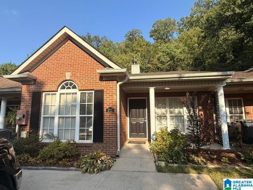 212 Mitoba Trl, PELHAM, AL, 35124-1056 | Card Image