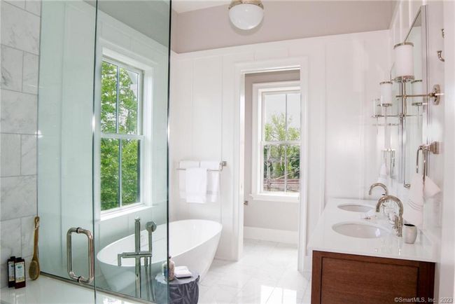 Primary Bath | Image 10