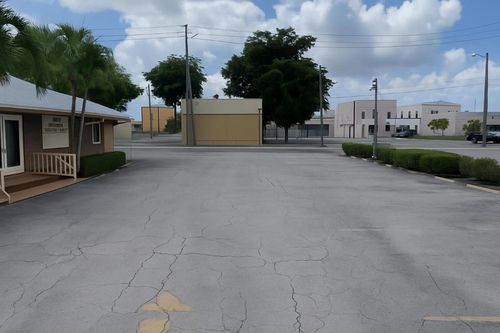 124 Sw 1st St, Belle Glade, FL, 33430-3472 | Card Image