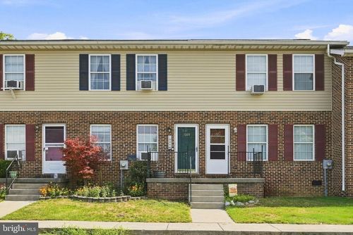 1008 Bridle Ct, Stephens City, VA, 22655-2669 | Card Image