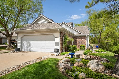 6809 Sharon Dr, Urbandale, IA, 50322-1888 | Card Image