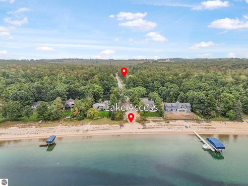 3624 Dock Rd, Williamsburg, MI, 49690-9534 | Card Image