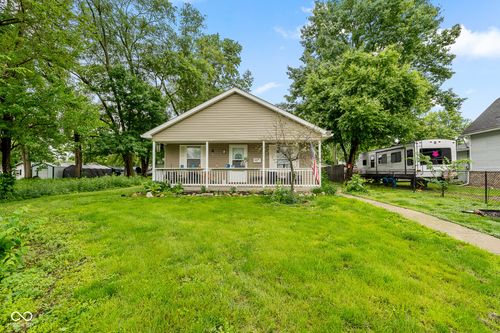 300 E Washington St, Mooresville, IN, 46158-1461 | Card Image