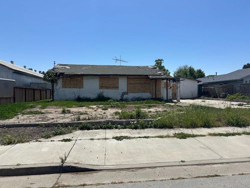 699 4th St, San Juan Bautista, CA, 95045-3070 | Card Image