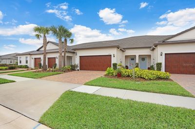 10385 Echo Dock Loop, House other with 2 bedrooms, 2 bathrooms and null parking in San Antonio FL | Image 3