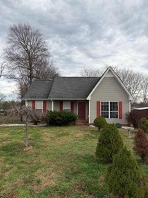 214 Bonnie Dr, Portland, TN, 37148-2144 | Card Image