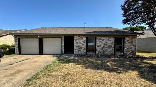 1211 Brush Creek Dr, Richardson, TX, 75081-3177 | Card Image