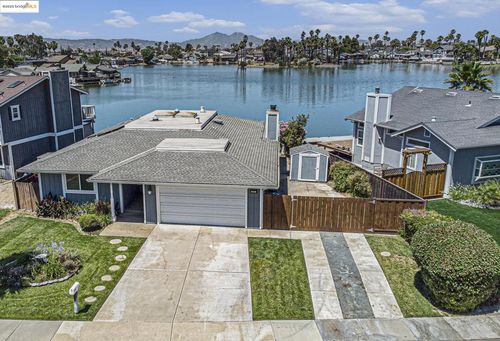 870 Willow Lake Rd, Discovery Bay, CA, 94505-9412 | Card Image