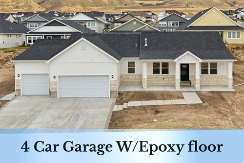 120 N 900 E, Hyde Park, UT, 84318-3586 | Card Image