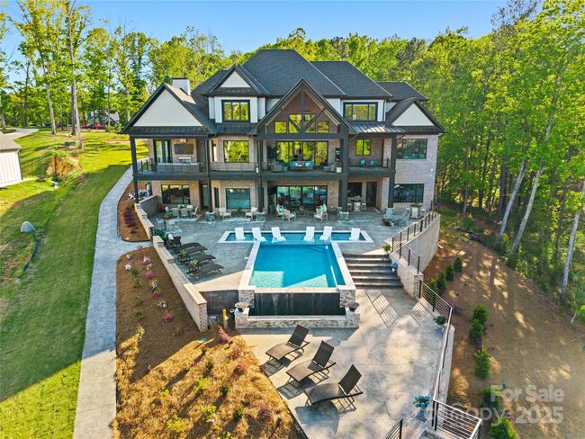 385 Squirrel Ln, House other with 5 bedrooms, 8 bathrooms and null parking in Lake Wylie SC | Image 42