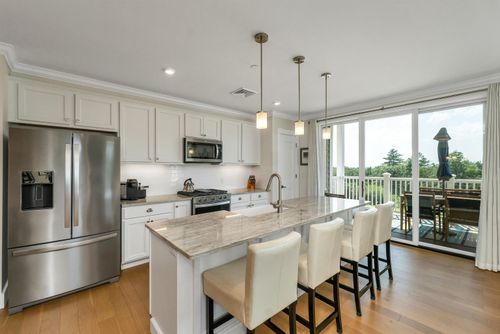 202-3 Longview Dr, Atkinson, NH, 03811-3200 | Card Image