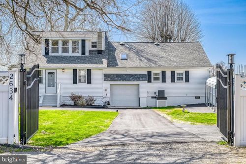 2634 Masseth Ave, BALTIMORE, MD, 21219-1809 | Card Image