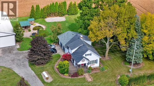 {{alt}} | Card Image