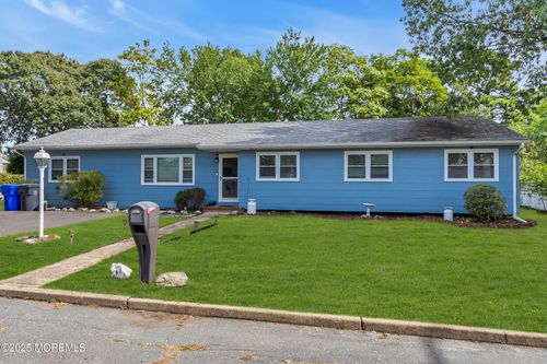 105 Port Rd, Brick, NJ, 08723-6750 | Card Image