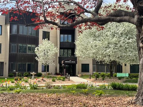 apt-106-111 Imperial Dr W, West Saint Paul, MN, 55118-2249 | Card Image