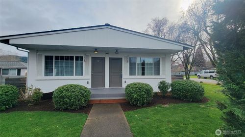 4228 337th Pl Se, Fall City, WA, 98024-5014 | Card Image