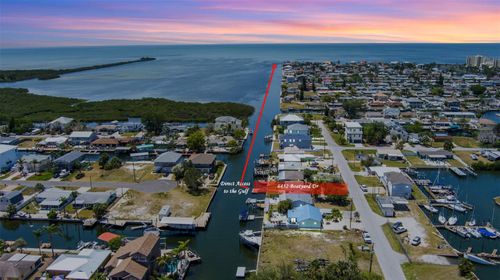 6432 Boatyard Dr, HUDSON, FL, 34667-1595 | Card Image
