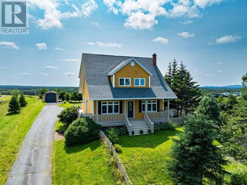 596 Main Rd, Whitbourne, NL, A0B3K0 | Card Image