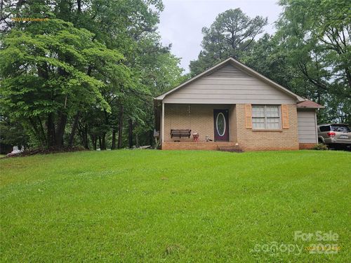 1700 Old Towne Ct, Charlotte, NC, 28217-7973 | Card Image