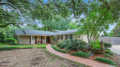 106 Teche Dr, Lafayette, LA, 70503-2538 | Card Image