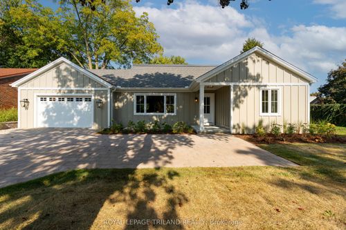 520 Canterbury Road, London North, ON, N6H4R7 | Card Image