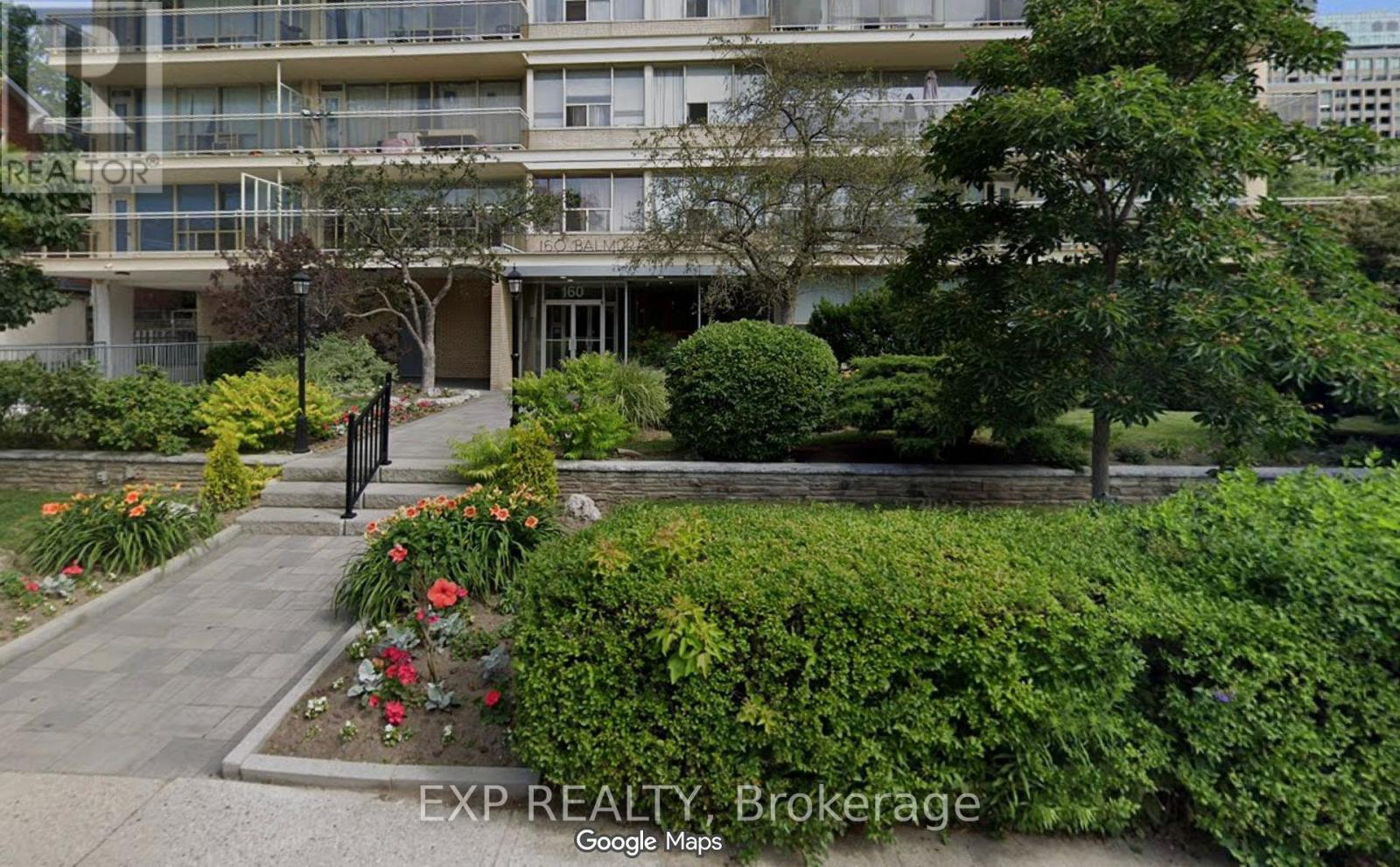 Residential Lease in Toronto (Yonge-St. Clair) 2
