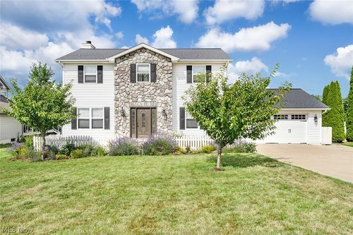 144 Hawkins Ln, Columbiana, OH, 44408-8408 | Card Image