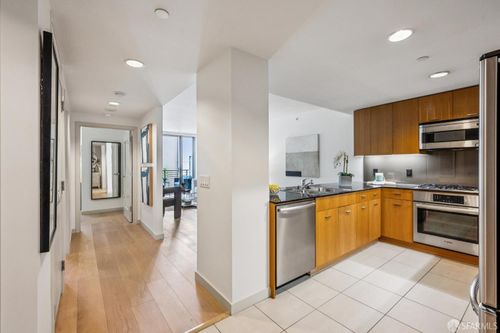 410-355 1st St, San Francisco, CA, 94105-2693 | Card Image