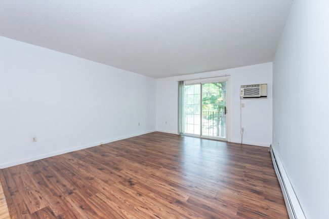 APT-24 - 5 Autumn Leaf Dr, Condo with 2 bedrooms, 1 bathrooms and null parking in Nashua NH | Image 10