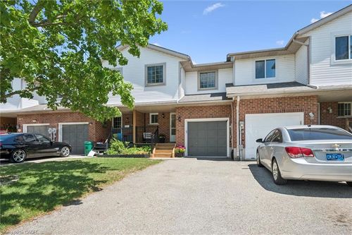 67 Brembel St, Kitchener, ON, N2B3T8 | Card Image