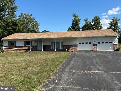 1921 Hartzok Rd, CHAMBERSBURG, PA, 17202-9300 | Card Image