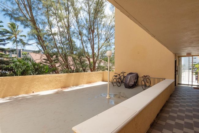 APT-2B - 3581 S Ocean Blvd, Condo with 1 bedrooms, 2 bathrooms and null parking in Palm Beach FL | Image 29
