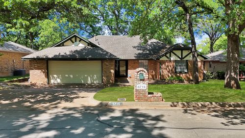 5715 Trail Crest Dr, Arlington, TX, 76017-1128 | Card Image
