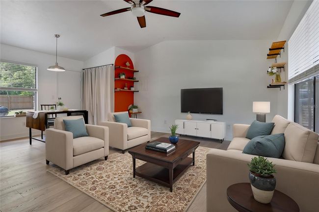 2013 Nw 34 Th Ave, House other with 2 bedrooms, 1 bathrooms and null parking in GAINESVILLE FL | Image 4