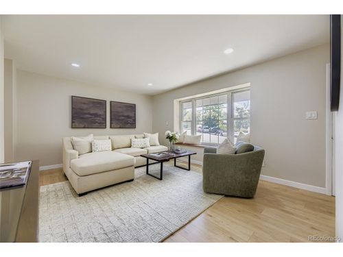 414 S Worchester Way, Aurora, CO, 80012-2453 | Card Image